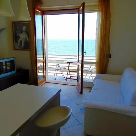 Apartment Trilocale Fronte Mare A - M210 Marcelli